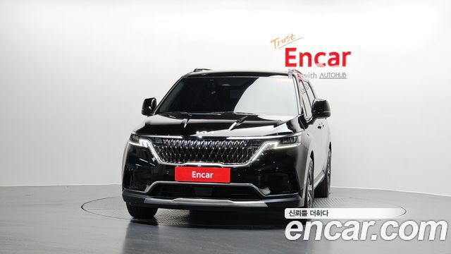 Kia Canival 2023 — photo 3