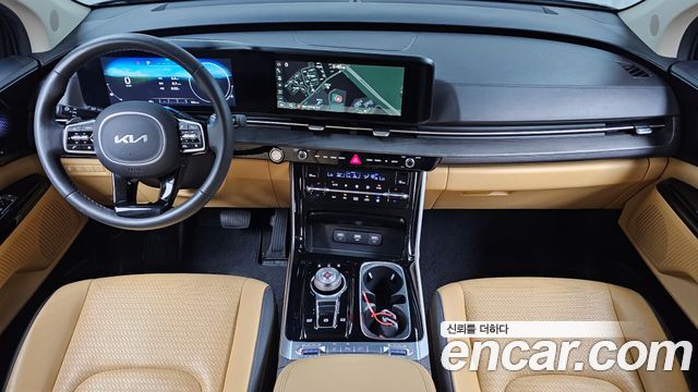 Kia Canival 2023 — photo 10