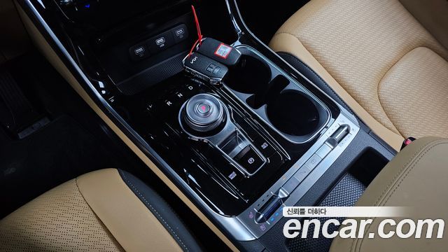 Kia Canival 2023 — photo 12