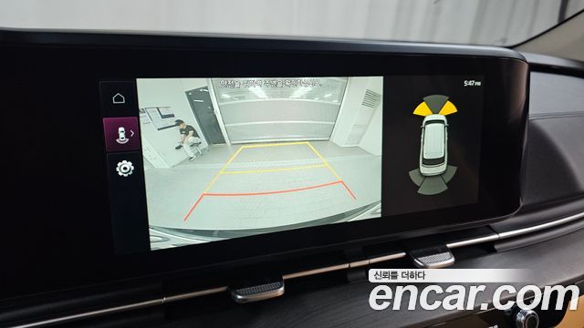 Kia Canival 2023 — photo 20