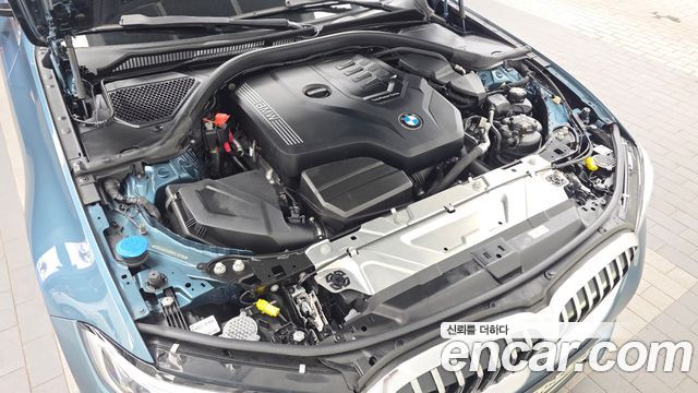 BMW 3-Series 2021 — photo 6