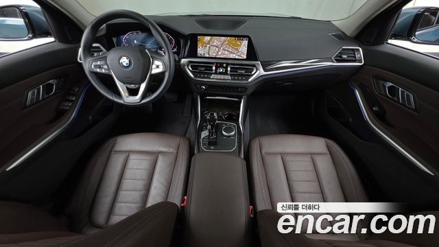 BMW 3-Series 2021 — photo 10