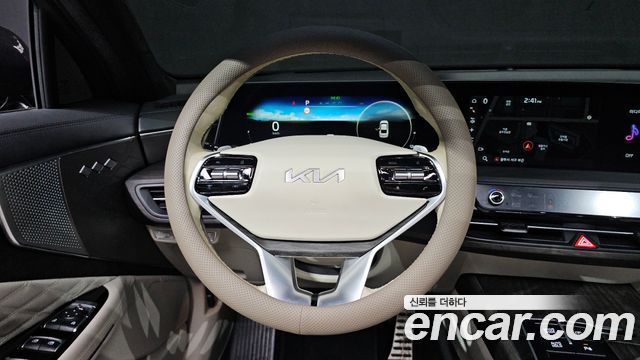 Kia K8 2023 — photo 11