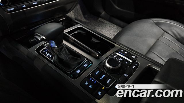Hyundai Genesis 2015 — photo 12