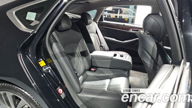 Hyundai Genesis 2015 — photo 17