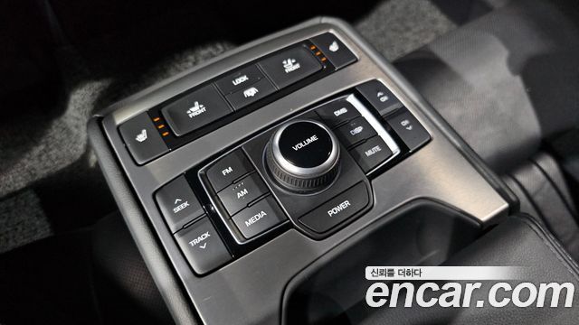 Hyundai Genesis 2015 — photo 23