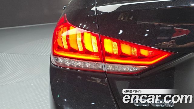 Hyundai Genesis 2015 — photo 9