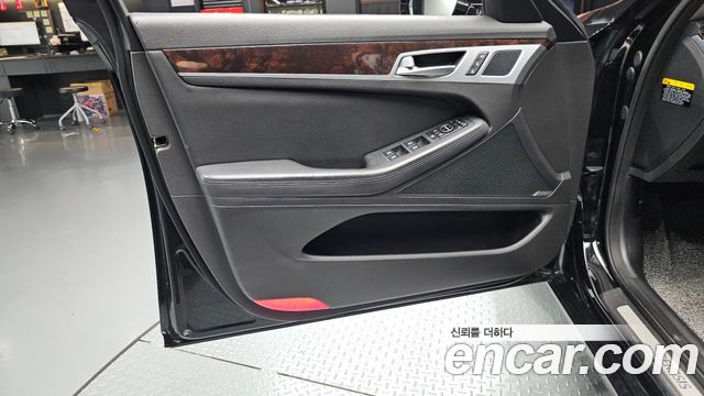 Hyundai Genesis 2015 — photo 14