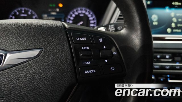 Hyundai Genesis 2015 — photo 28