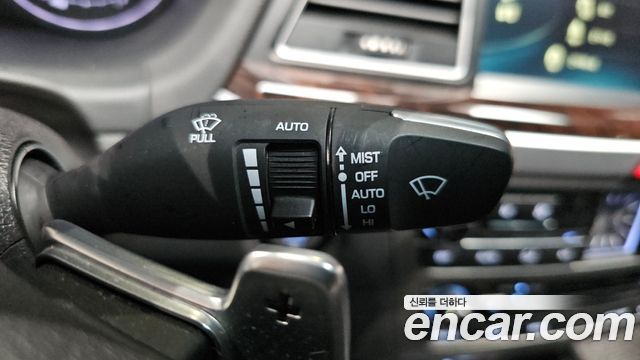 Hyundai Genesis 2015 — photo 30
