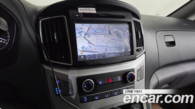 Hyundai Starex 2019 — photo 20