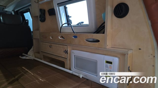 Hyundai Starex 2019 — photo 26