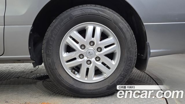Hyundai Starex 2019 — photo 7