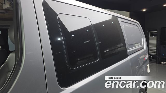 Hyundai Starex 2019 — photo 31