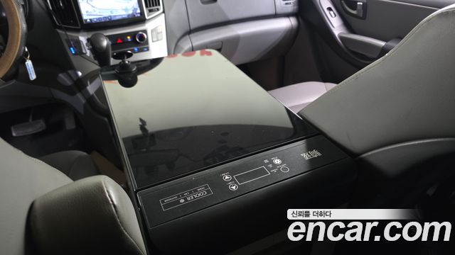 Hyundai Starex 2019 — photo 32