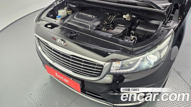 Kia Canival 2015 — photo 6