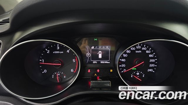 Kia Canival 2015 — photo 8