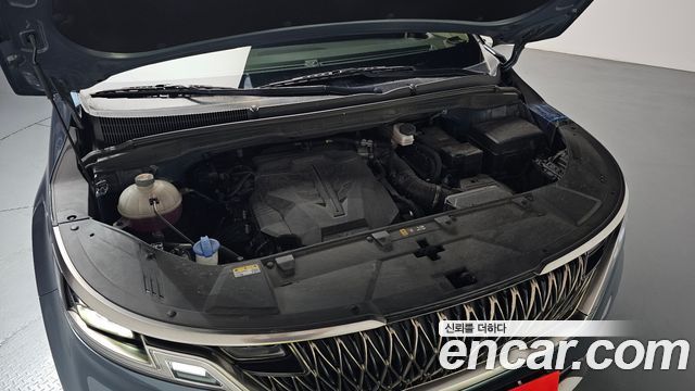 Kia Canival 2023 — photo 6