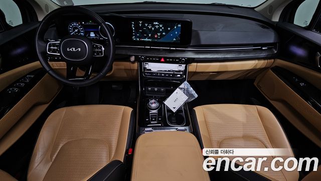Kia Canival 2023 — photo 10