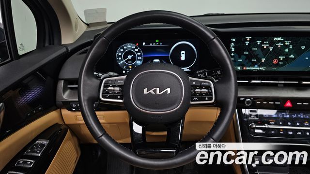 Kia Canival 2023 — photo 19