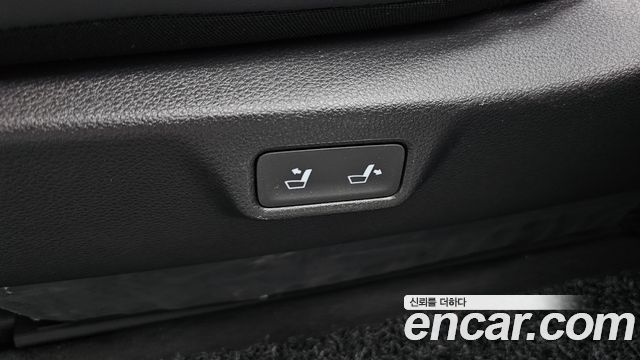 Kia Canival 2023 — photo 33