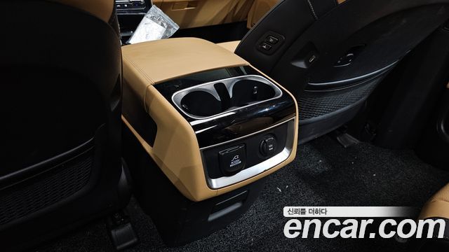 Kia Canival 2023 — photo 34