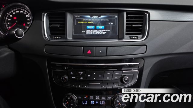 Peugeot 508 2015 — photo 14