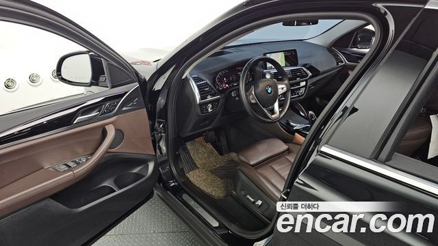 BMW X4 2021 — photo 17