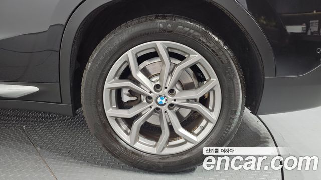 BMW X4 2021 — photo 7