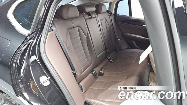 BMW X4 2021 — photo 16