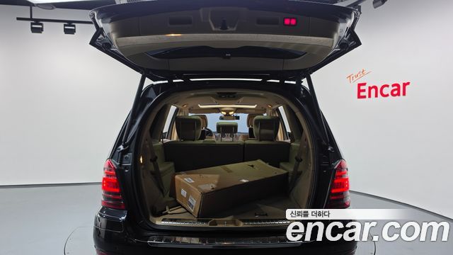 Mercedes-Benz GL-Class 2012 — photo 20