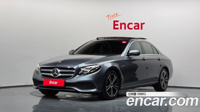 Mercedes-Benz E-Class 2020 — photo 1