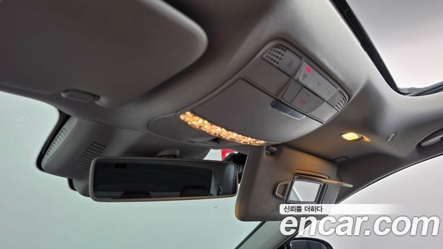 Mercedes-Benz E-Class 2020 — photo 21