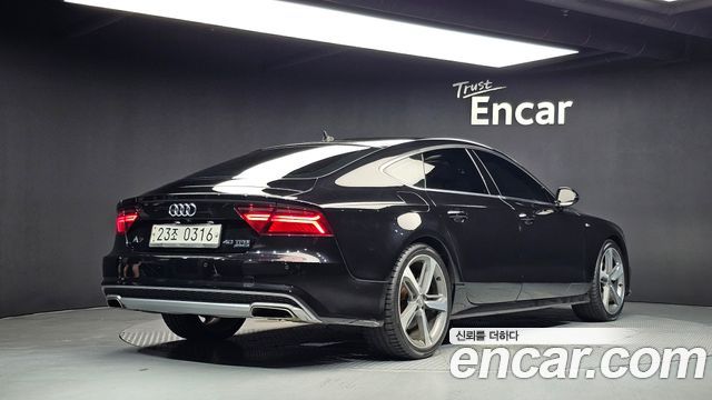 Audi A7 2016 — photo 2