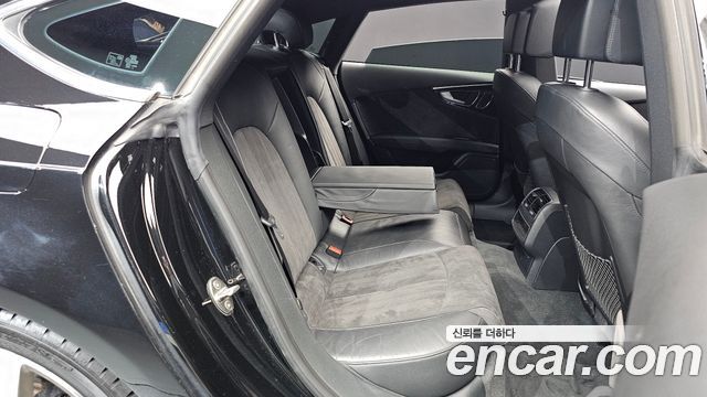Audi A7 2016 — photo 11