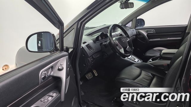 KG Mobility KORANDO 2017 — photo 11