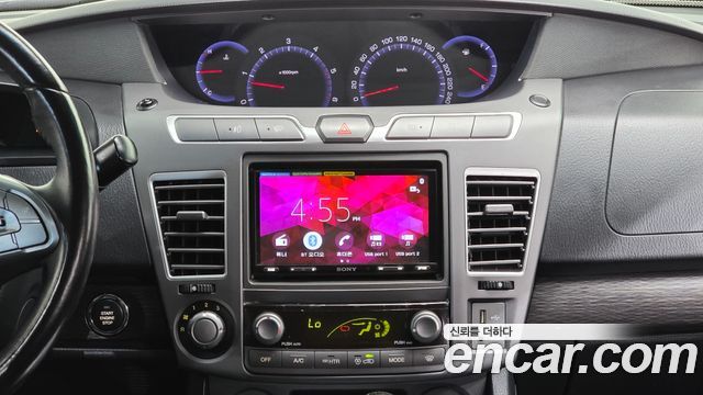 KG Mobility KORANDO 2017 — photo 16