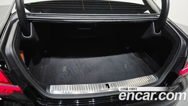 Kia K9 2022 — photo 23