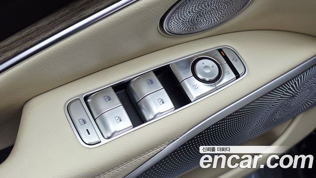 Kia K9 2022 — photo 27
