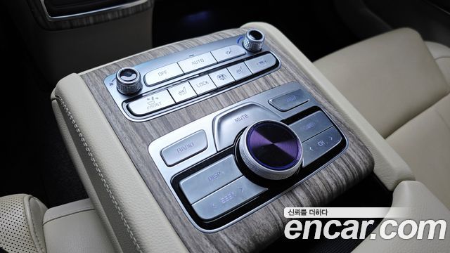Kia K9 2022 — photo 30