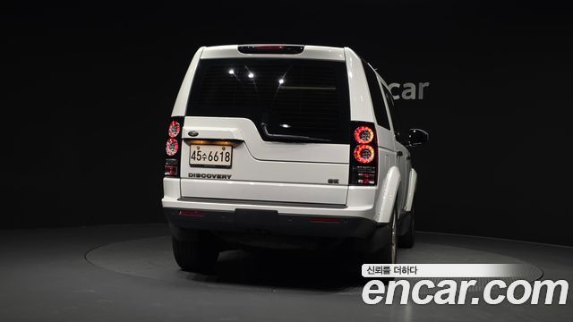 Land Rover Discovery 2015 — photo 4