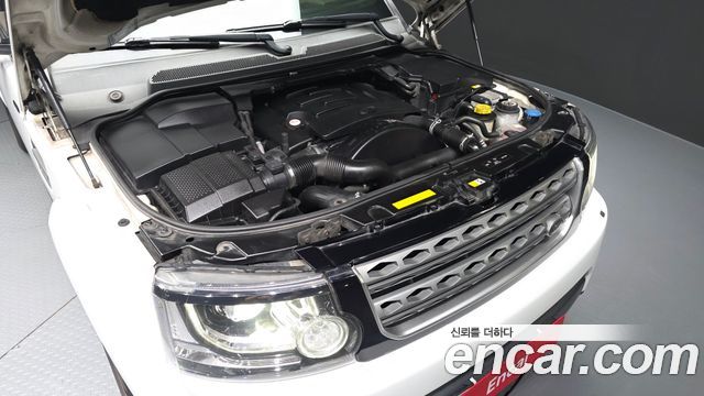 Land Rover Discovery 2015 — photo 6