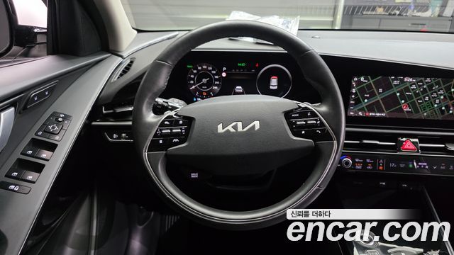 Kia Niro 2023 — photo 12