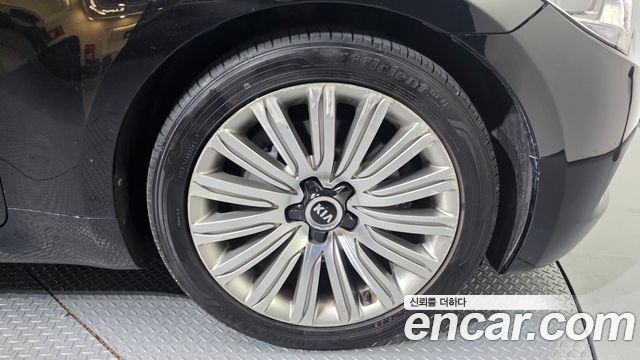 Kia K9 2014 — photo 5