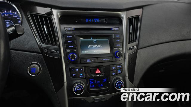 Hyundai Sonata 2013 — photo 14