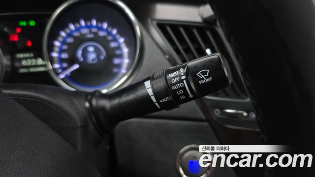 Hyundai Sonata 2013 — photo 17