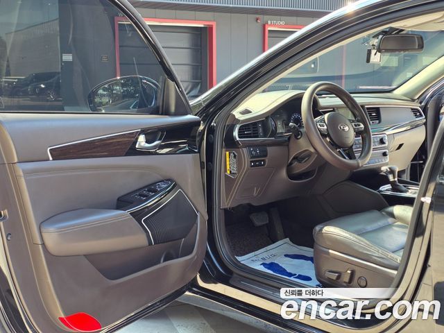 Kia K7 2017 — photo 4