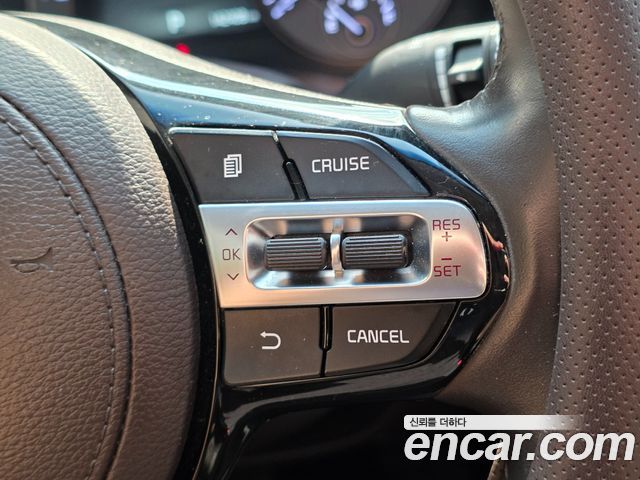 Kia K7 2017 — photo 17