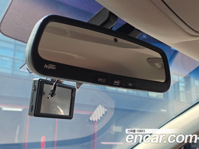 Kia K7 2017 — photo 19