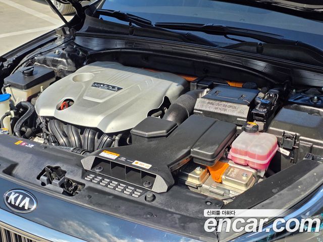 Kia K7 2017 — photo 20